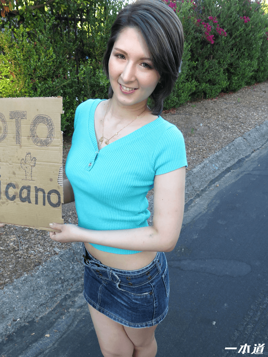 090523_001 - Hành trình sung sướng của mỹ nhân và chàng trai đi nhờ