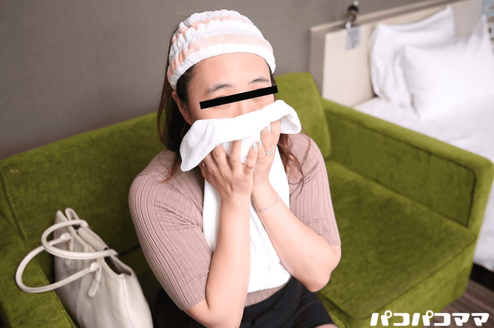 121623_953 - Cô nàng với vẻ đẹp tự nhiên