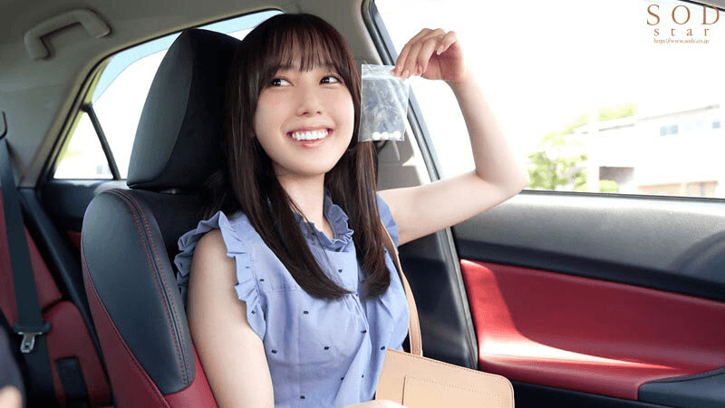 START-206_Cho một cô gái xinh đẹp đang đi xe máy, cô ấy có thể làm gì để lấy lại chiếc xe của mình?