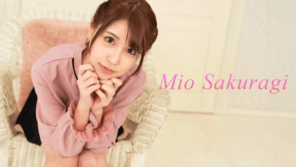 081224_001 - Em gái nhỏ nhắn với vẻ đẹp quyến rũ